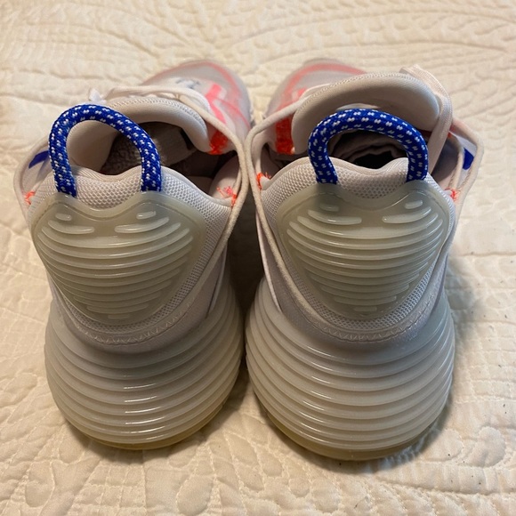 Nike Air Max White with Blue and Pink Accents - Picture 4 of 6